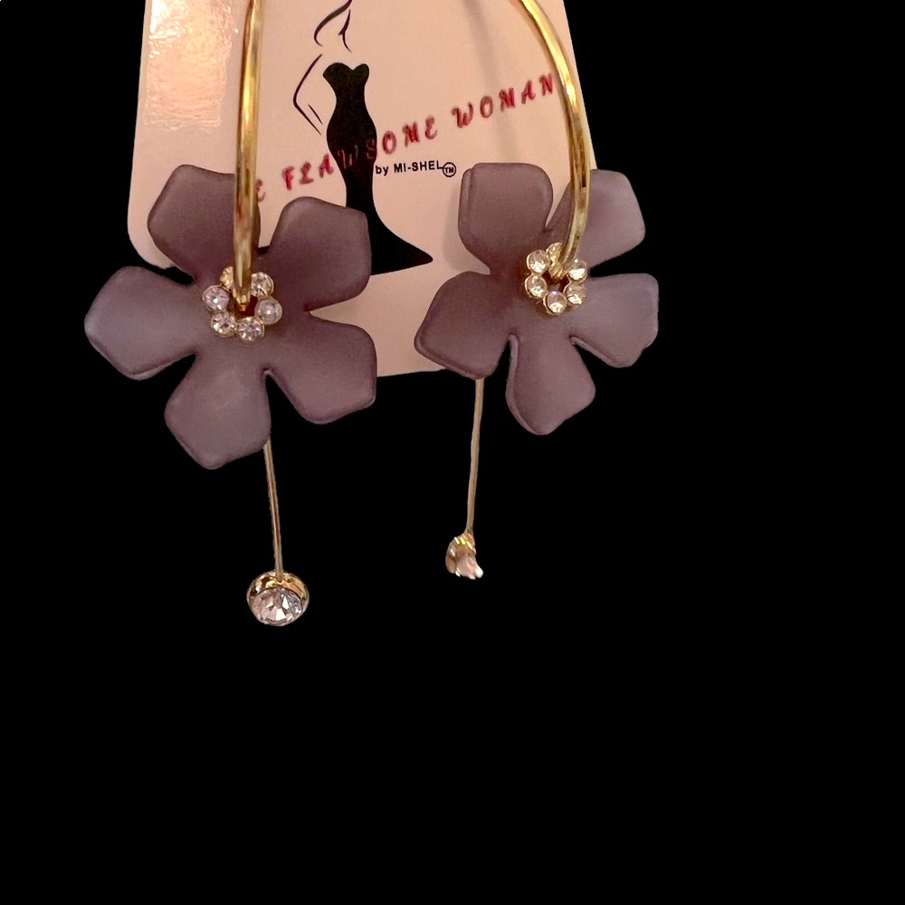 GOLD HOOP EARRINGS WITH PURPLE FLOWERS AND CRYSTAL DETAIL